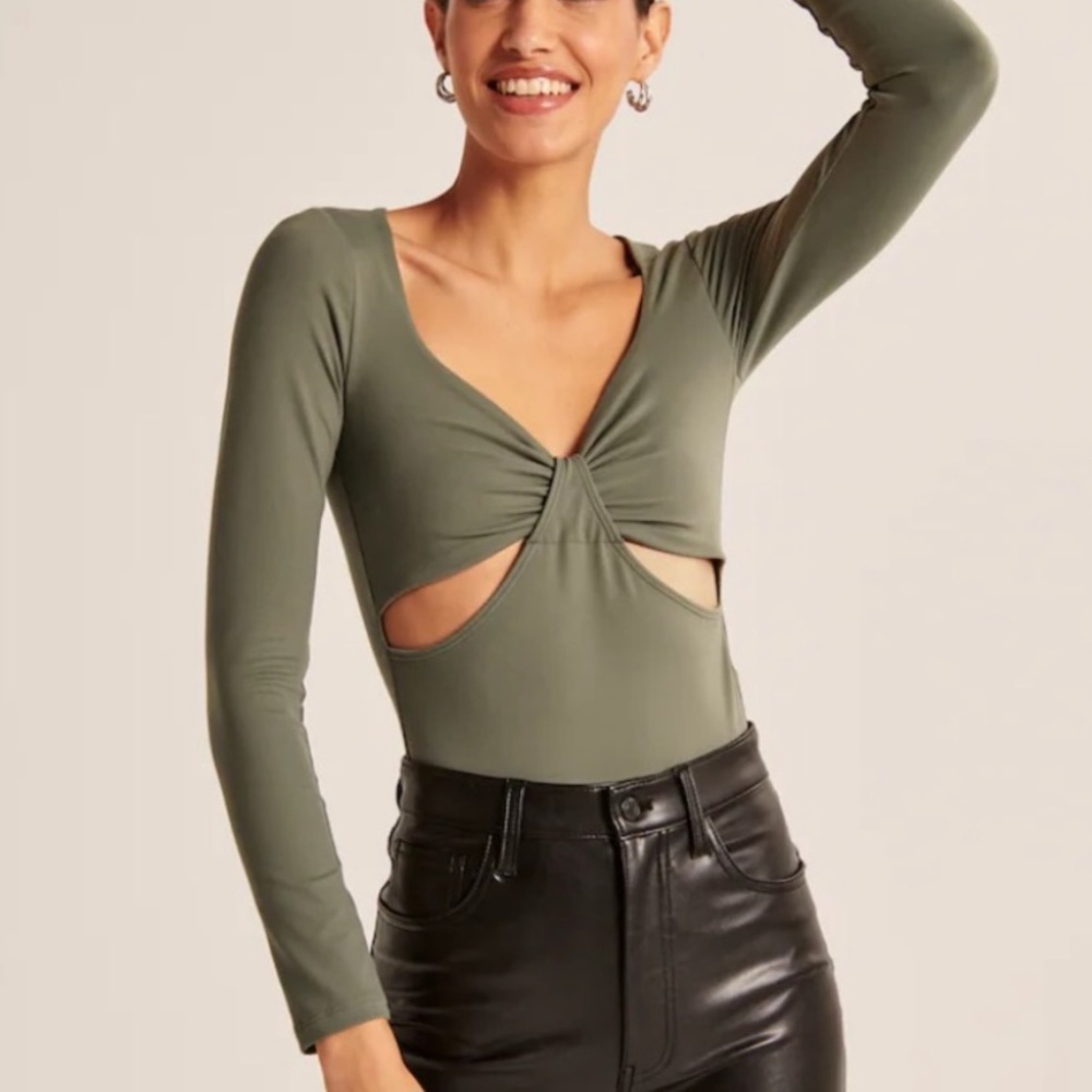 Abercrombie Cutout Long Sleeve Bodysuit